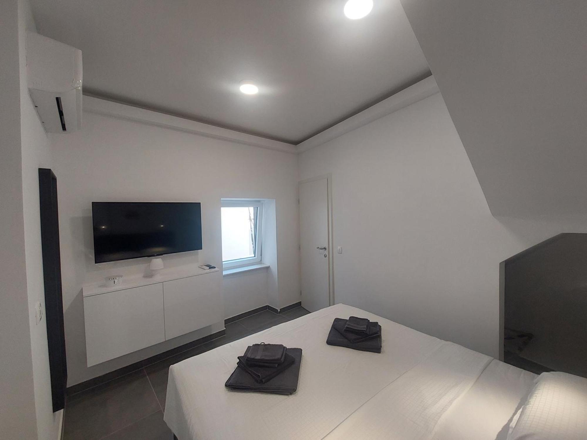 Apartments R&B Baska  Bagian luar foto