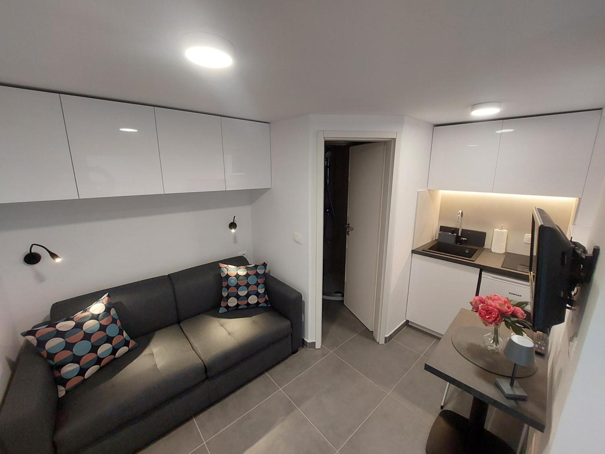 Apartments R&B Baska  Bagian luar foto